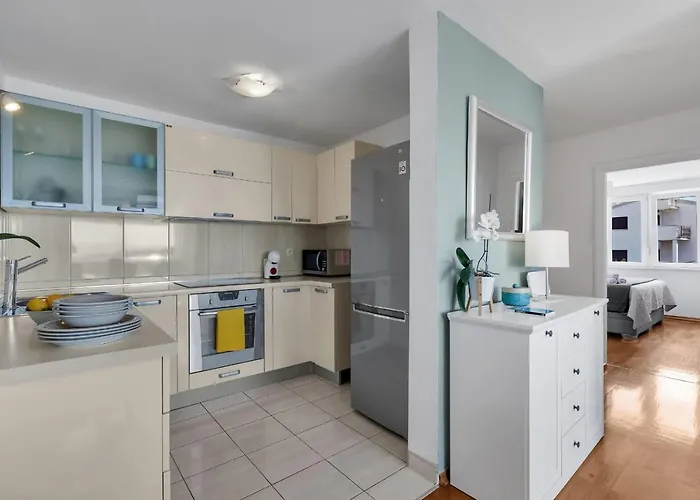 Bay View * Makarská