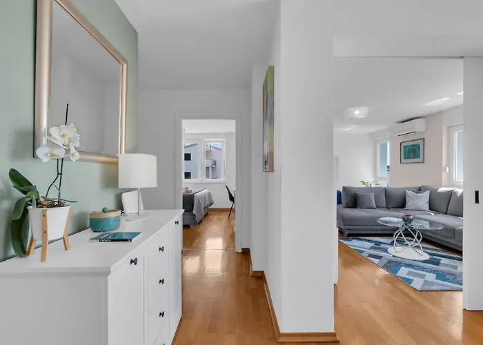 Bay View Apartmán *